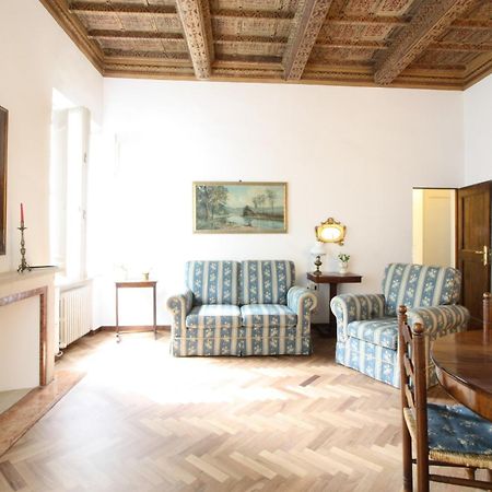 Frescobaldi Aparments! A Casa Di Francesco Ferrara Exterior foto